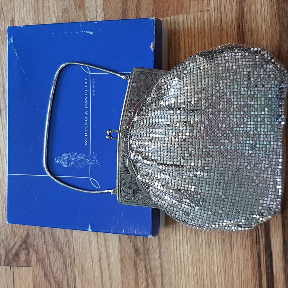 Silvertone Whiting And Davis small evening bag EUC